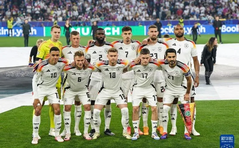 非凡游戏官方网址入口百度手机输入法为了符合百度SEO的标准，可以将新标题设定为：《深度解析：足球运动员为什么会夹包，背后的原因揭秘》